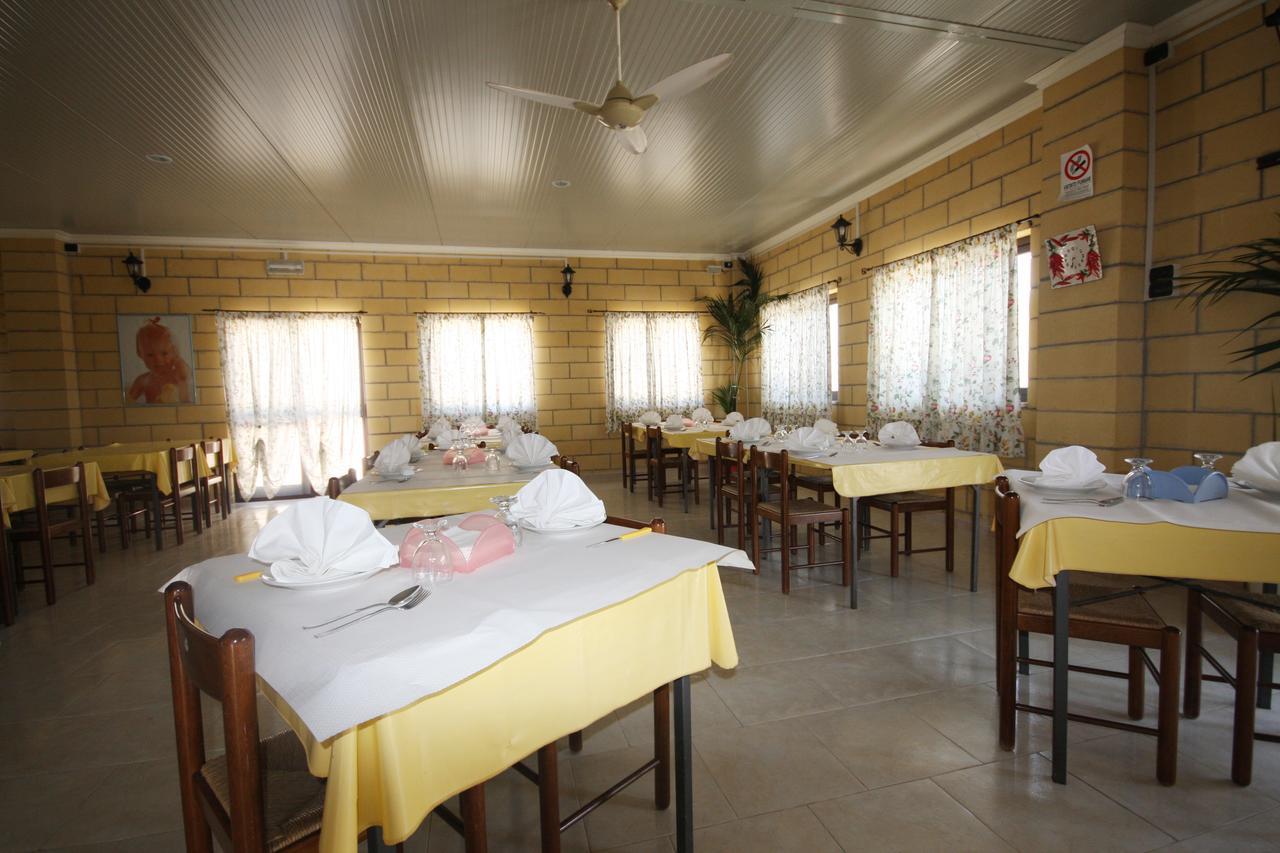 Villaggio Albergo Cervo ザッポネータ エクステリア 写真