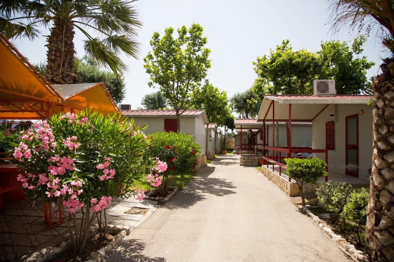 Villaggio Albergo Cervo ザッポネータ エクステリア 写真